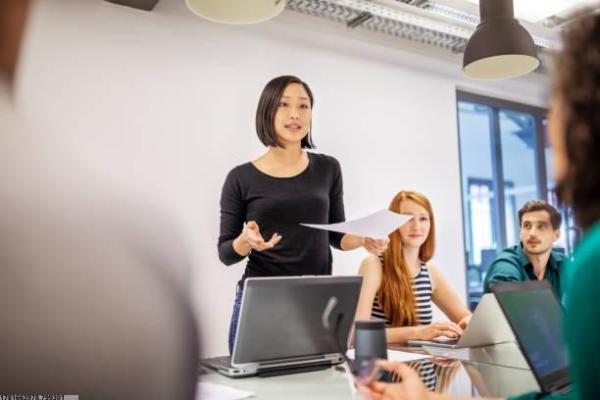 線下體育培訓班與線上課程的區別與優勢